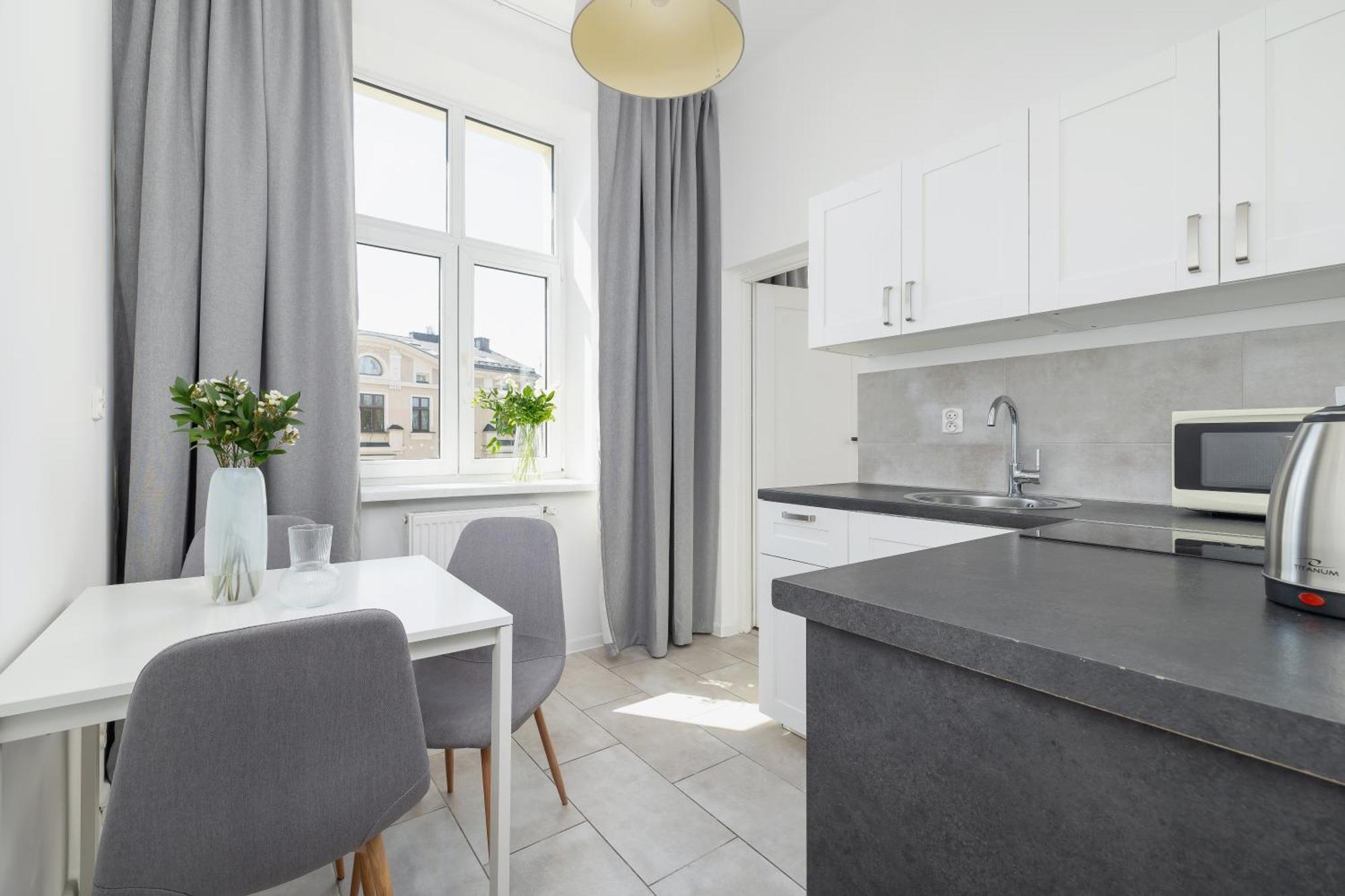2-Bedroom Apartment - Dluga 65 — Photos 3